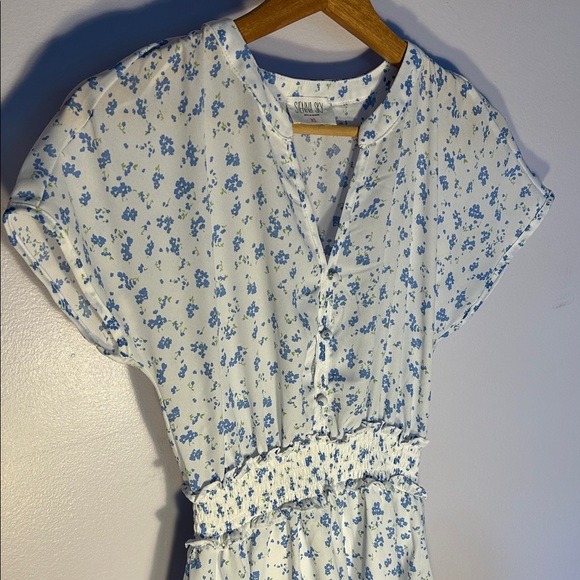 Sienna Sky Blue Floral Mini Dress - Picture 3 of 6